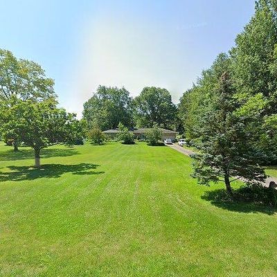 27277 Cook Rd, Olmsted Twp, OH 44138