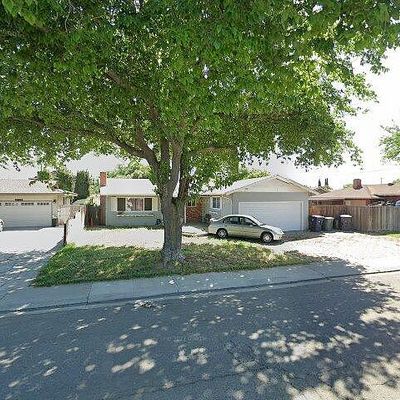 2730 Balboa Dr, Tracy, CA 95376