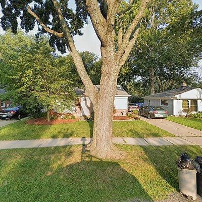 28057 Brentwood St, Southfield, MI 48076