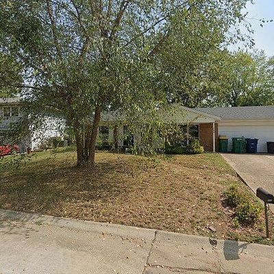 344 Roanoke Dr, Belleville, IL 62221