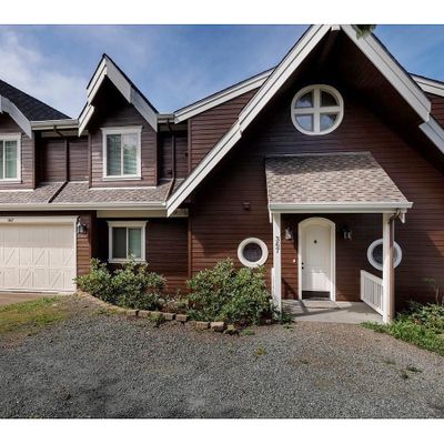 367 S Longview Loop, Rockaway Beach, OR 97136