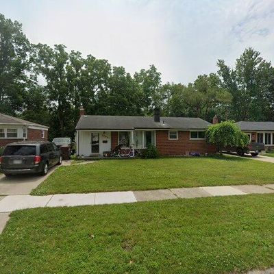 36891 Thinbark St, Wayne, MI 48184