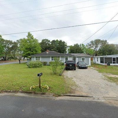 314 Washington Ave, Valparaiso, FL 32580