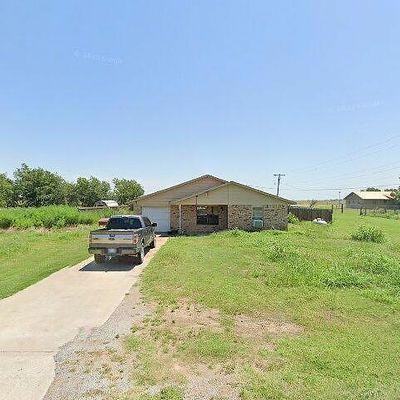 315 S Bannister St, Gotebo, OK 73041