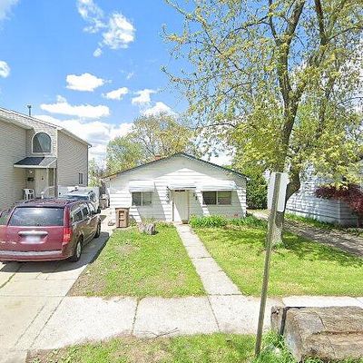 32 W Longfellow Ave, Pontiac, MI 48340