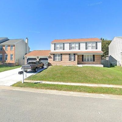 32 Warren Dr, Newark, DE 19702