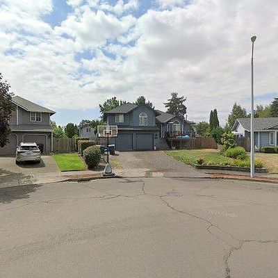 3205 Ne 3 Rd Ave, Hillsboro, OR 97124