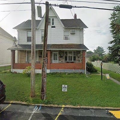 3216 E Columbia St, Whitehall, PA 18052