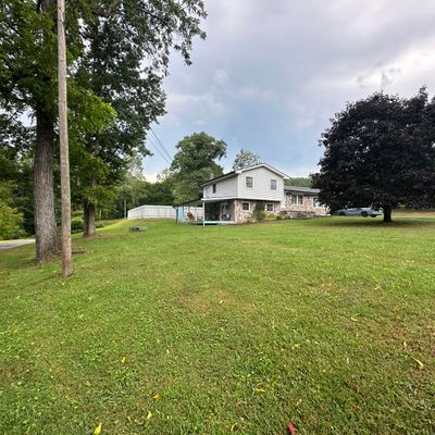 3290 Pocket Rd, Whitwell, TN 37397