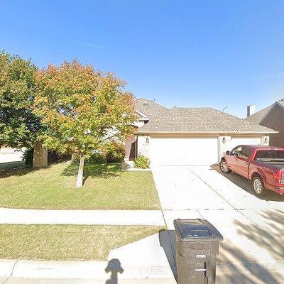 4001 Burwood Dr, Roanoke, TX 76262