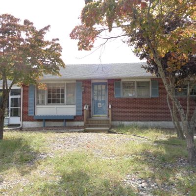 401 Springfield Ave, Pine Beach, NJ 08741