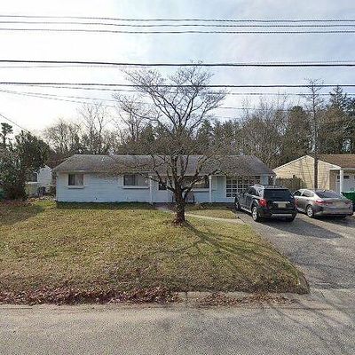 404 Brook Forest Dr, Toms River, NJ 08757