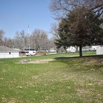 405 N Main St, Early, IA 50535