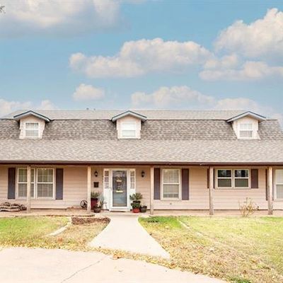 411 11 Th St, Nocona, TX 76255