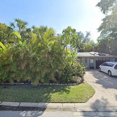 419 Clark Dr, Holmes Beach, FL 34217