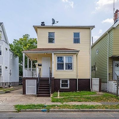 42 Cambridge St, East Orange, NJ 07018