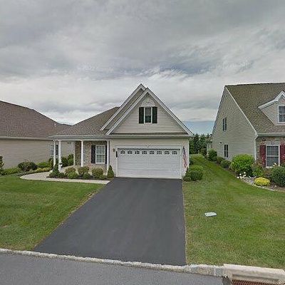 42 Edinburgh Dr, Easton, PA 18045