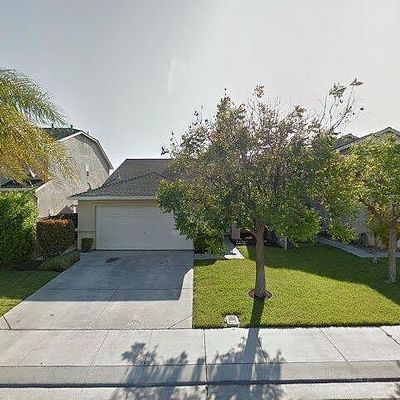 426 Pioneer Ave, Manteca, CA 95336