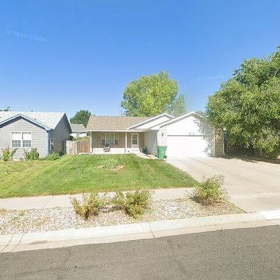 3713 Dove Ln, Evans, CO 80620