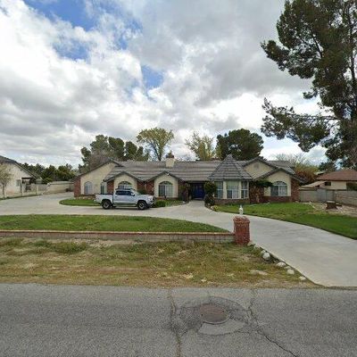 3734 E Avenue J8, Lancaster, CA 93535