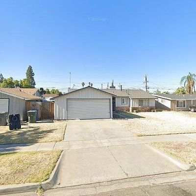 3790 E Austin Way, Fresno, CA 93726