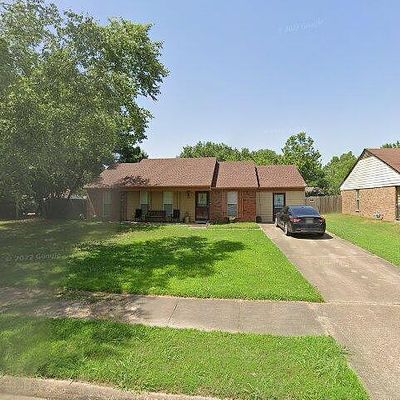 3820 Southbrook Dr, Horn Lake, MS 38637