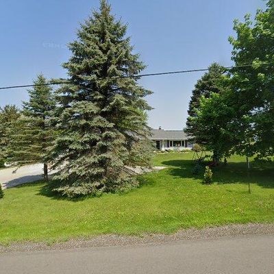 3898 Beaver Dam Rd, West Bend, WI 53090