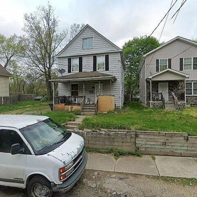 39 Royal Pl, Akron, OH 44310