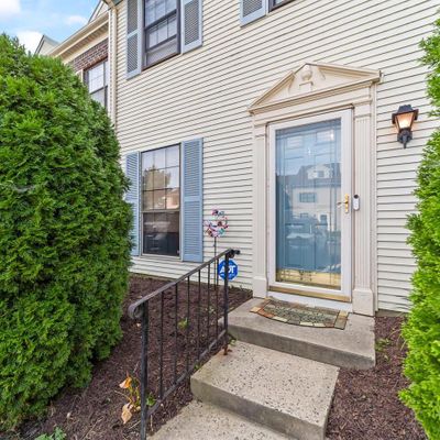 4 Van Buren Pl, Lawrence Township, NJ 08648