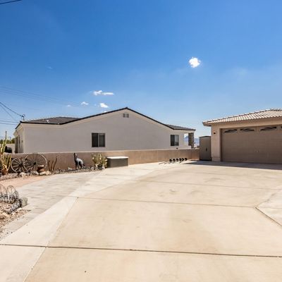 40 Nolina Ln, Lake Havasu City, AZ 86403