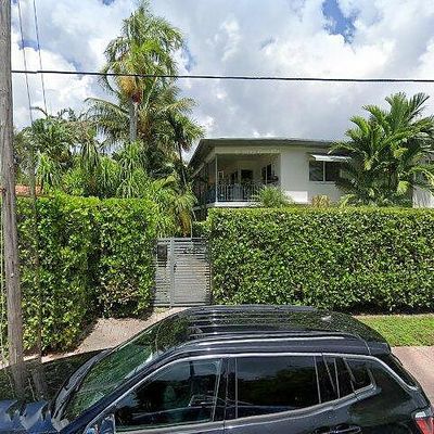 4780 Pine Tree Dr, Miami Beach, FL 33140