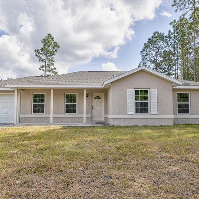 48 Malauka Drive, Ocklawaha, FL 32179