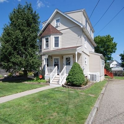 48 Stanley St, Little Falls, NJ 07424