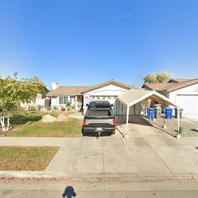 483 E San Pedro St, Merced, CA 95341