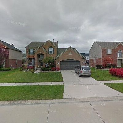 48603 Rattle Run Dr, Macomb, MI 48044