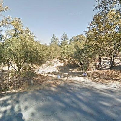 48795 Rock Point Rd, Oakhurst, CA 93644