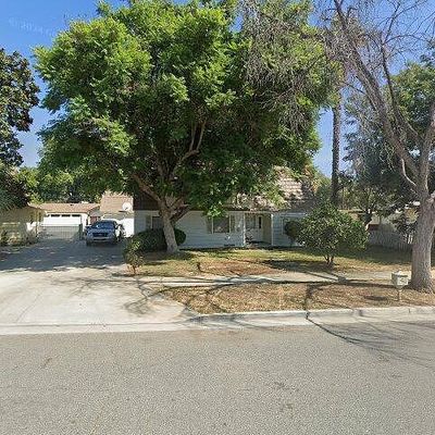 4927 Rodeo Rd, Riverside, CA 92504