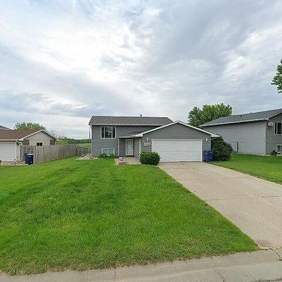 504 Kyle Ave, Baltic, SD 57003