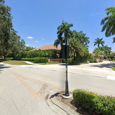 505 Via Veneto #8 201, Naples, FL 34108