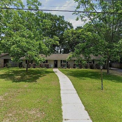 5054 Woodmere St, Mobile, AL 36693