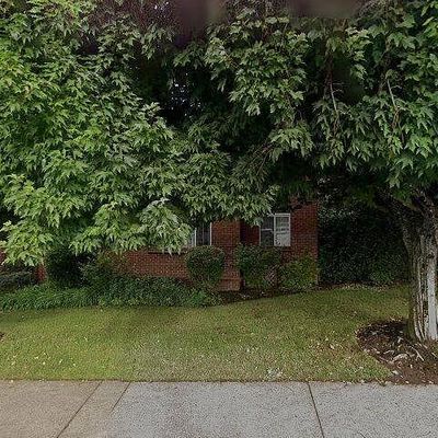 512 S State St, Lake Oswego, OR 97034