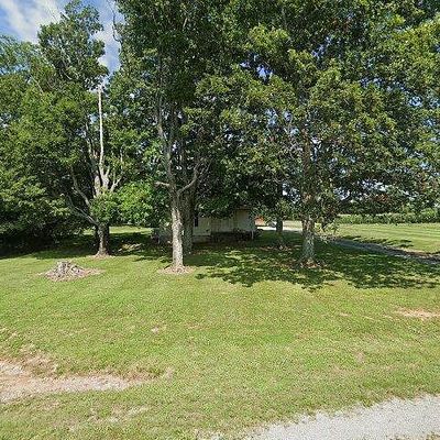 5178 E Robertson Rd, Cross Plains, TN 37049