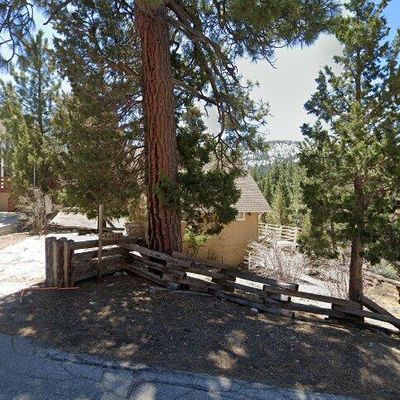 43633 San Pasqual Dr, Big Bear Lake, CA 92315