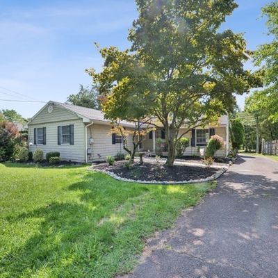 442 Garretson Rd, Bridgewater, NJ 08807