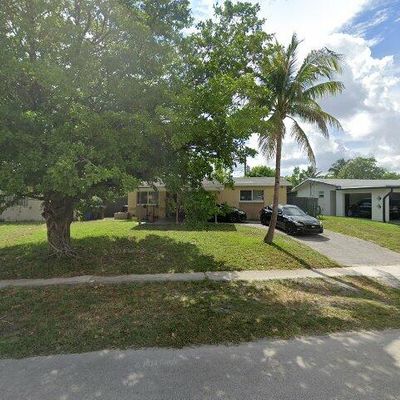 450 Sw 28 Th Way, Fort Lauderdale, FL 33312