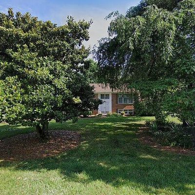 4645 Birgeheath Rd, Kernersville, NC 27284