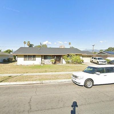 466 E Home St, Rialto, CA 92376