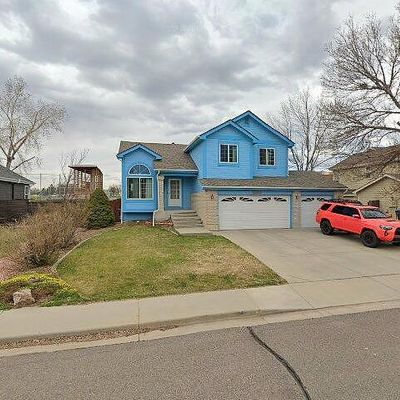 555 Cherrywood Dr, Longmont, CO 80504