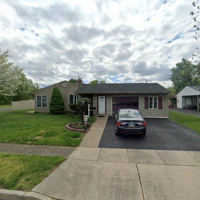 58 Locust Ln, Levittown, PA 19054