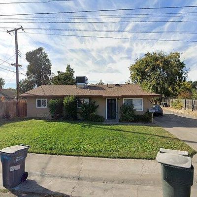 5830 42 Nd St, Sacramento, CA 95824